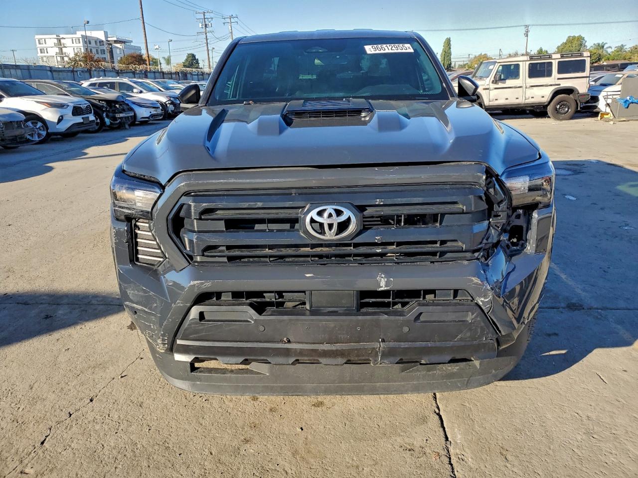 Toyota Tacoma Double Cab Image 5