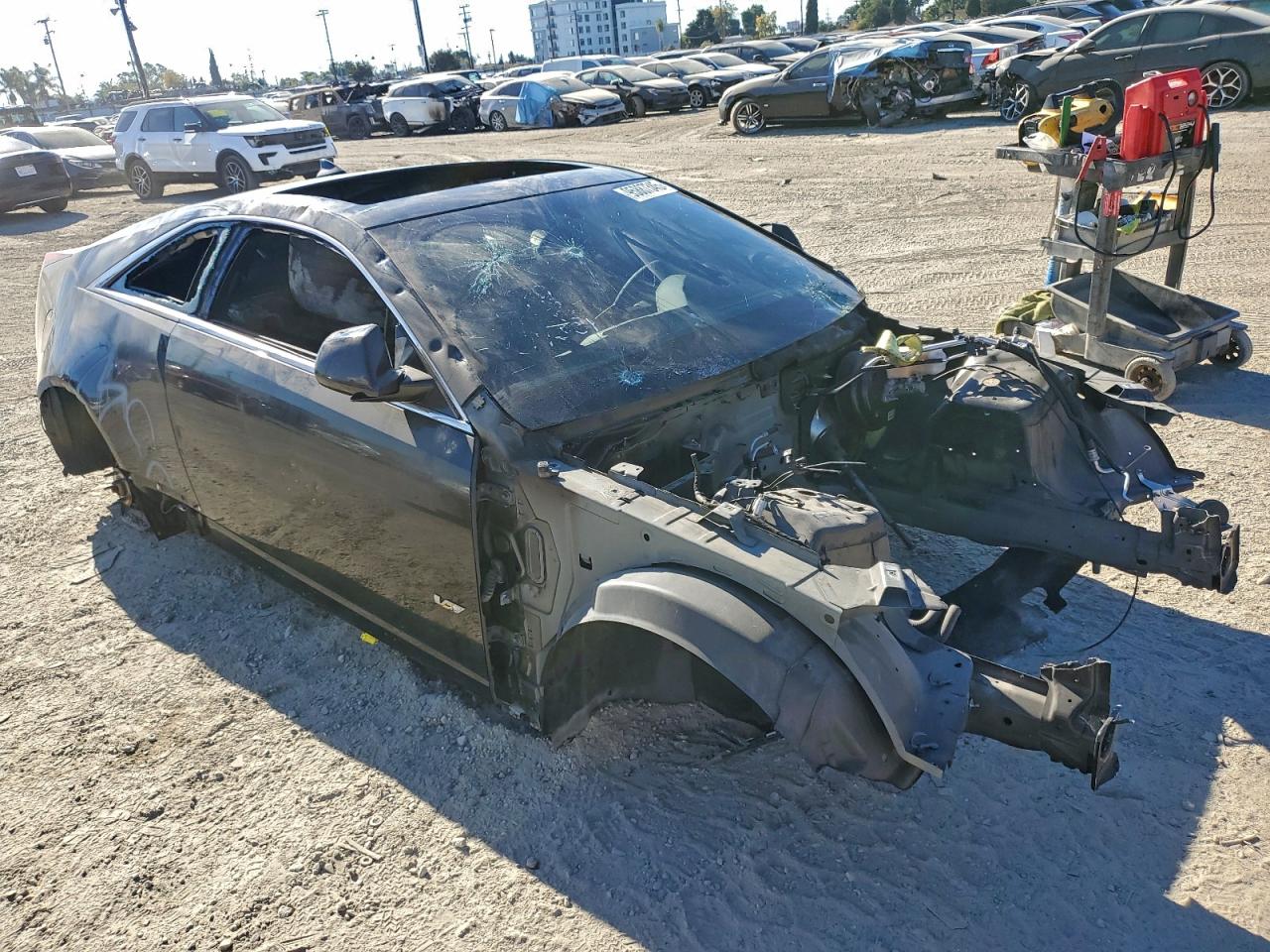 Cadillac CTS Image 13