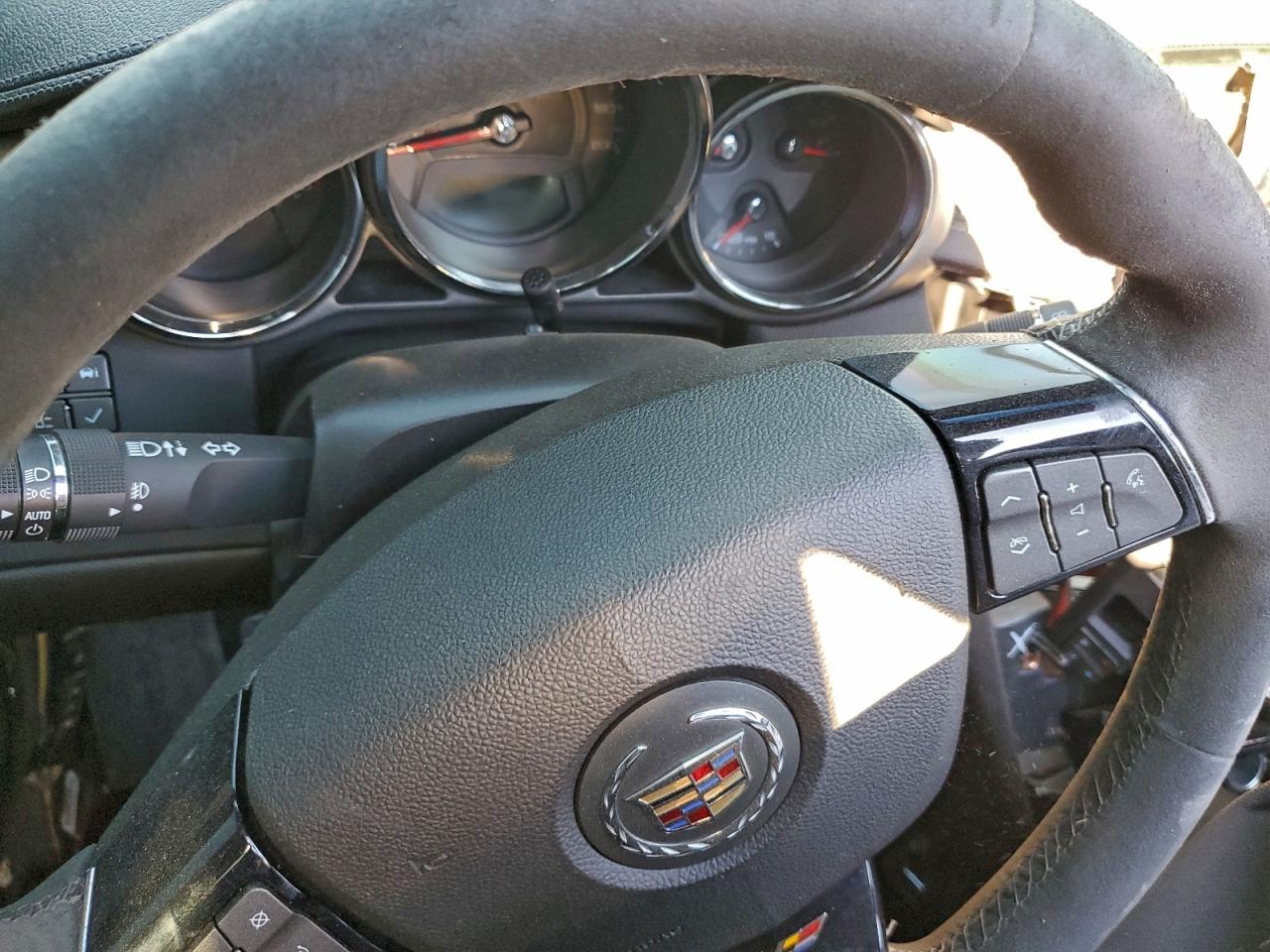 Cadillac CTS Image 12