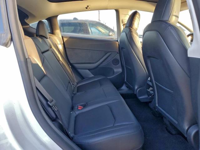 Tesla Model Y Image 8