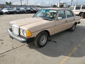  Salvage Mercedes-Benz 300-Class