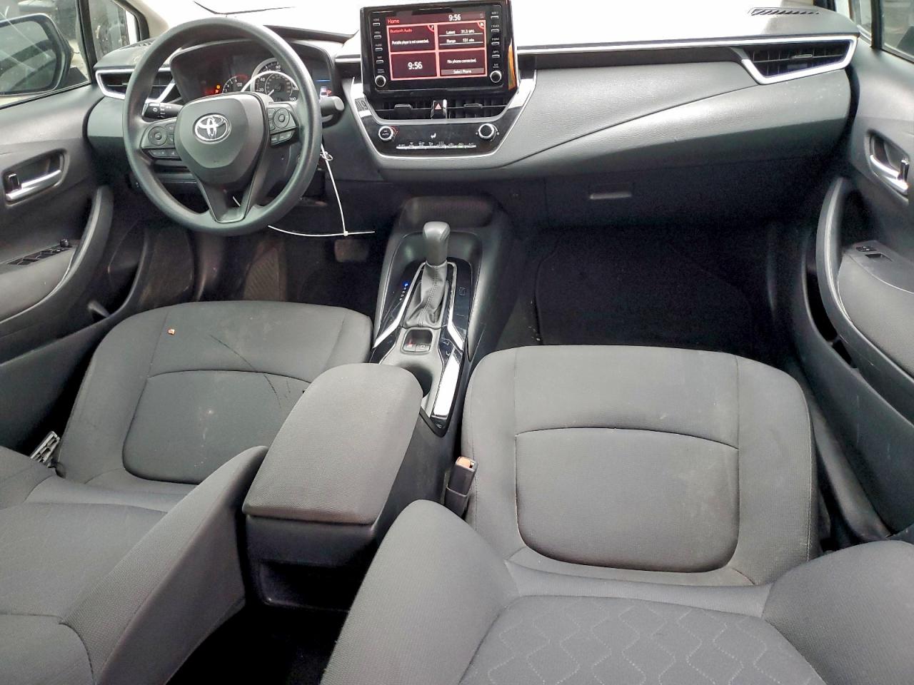 Toyota Corolla Le Image 12