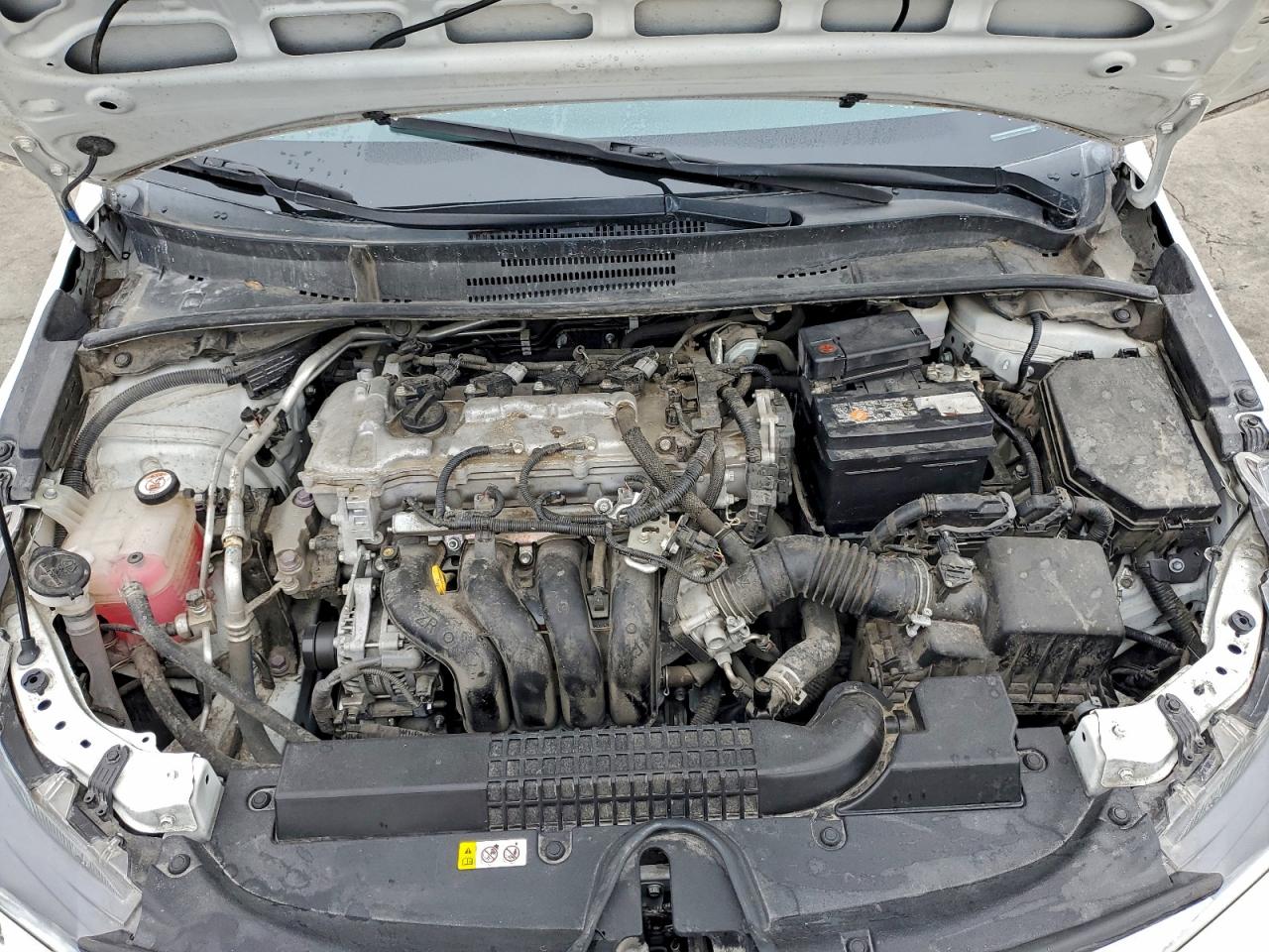 Toyota Corolla Le Image 7