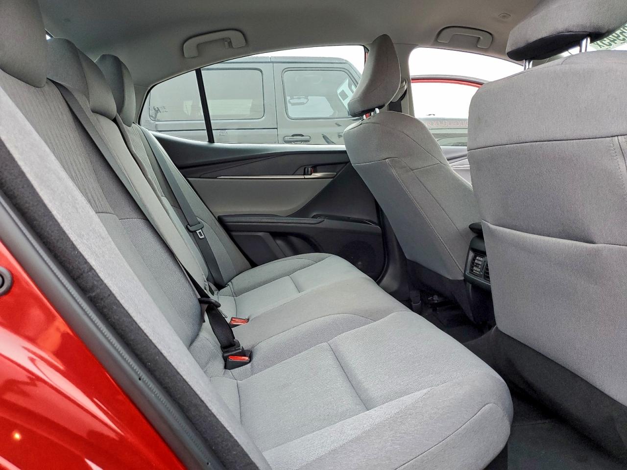 Toyota Camry Xse Image 8