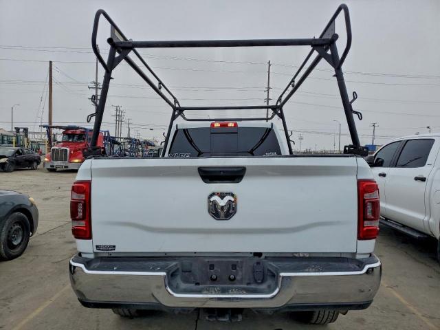 Ram 2500 Tradesman Image 6