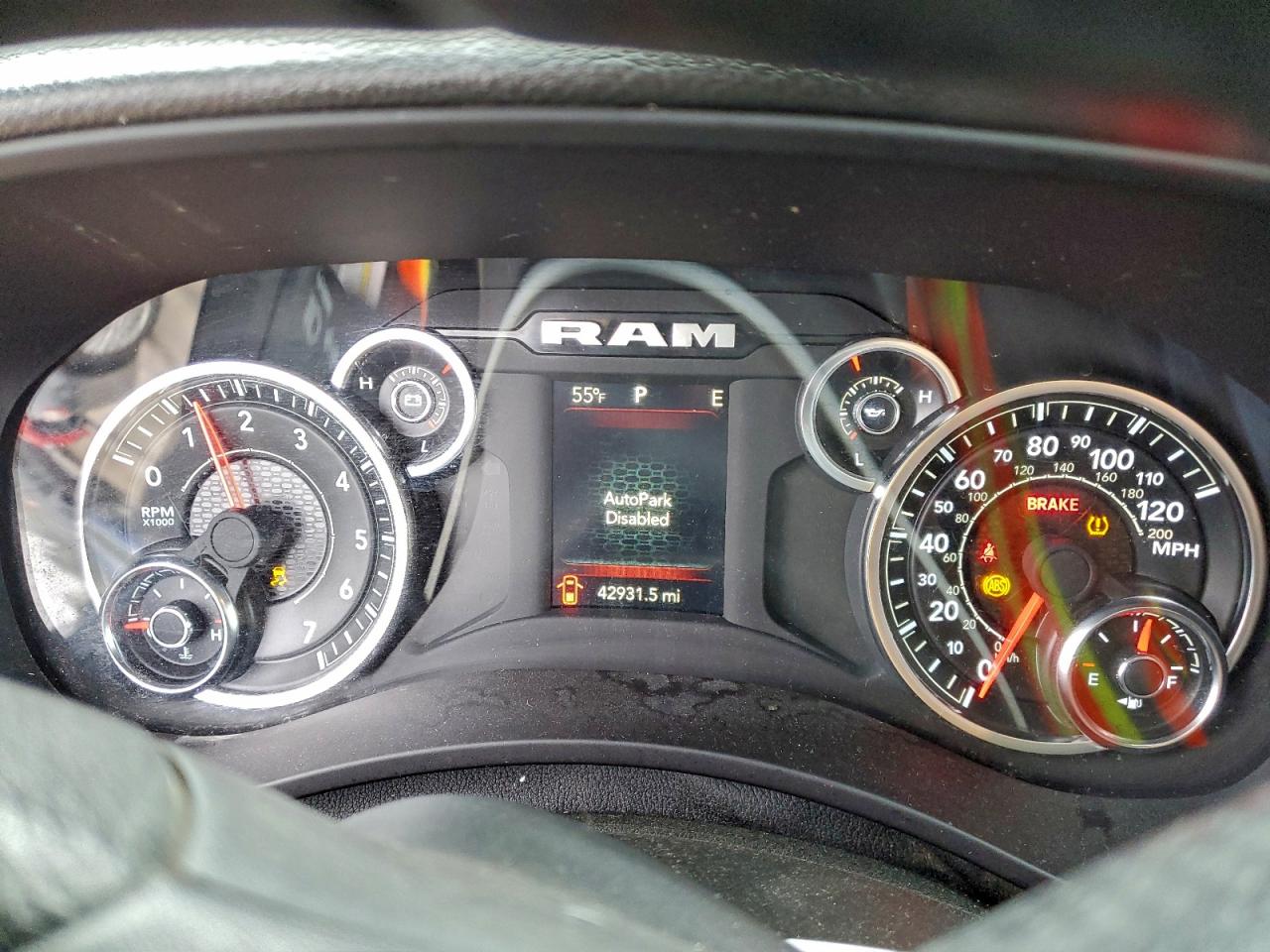 Ram 2500 Tradesman Image 10