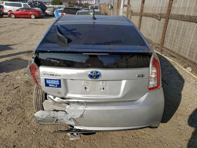 Toyota Prius Image 6