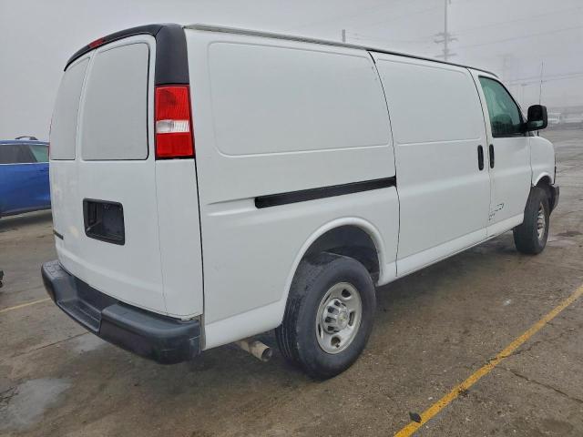 Chevrolet Express Image 7