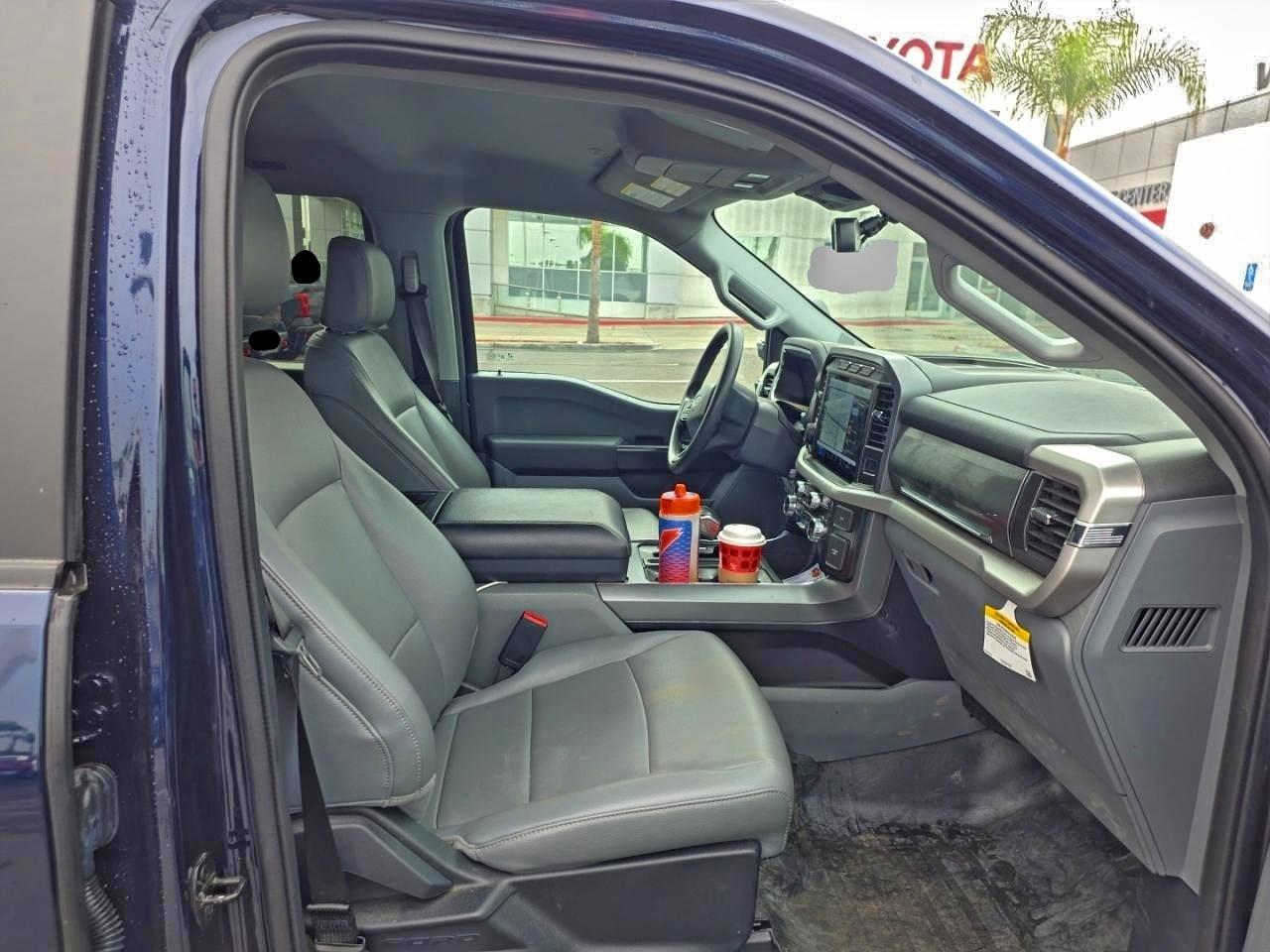 Ford F-150 Lightning Pro Image 9