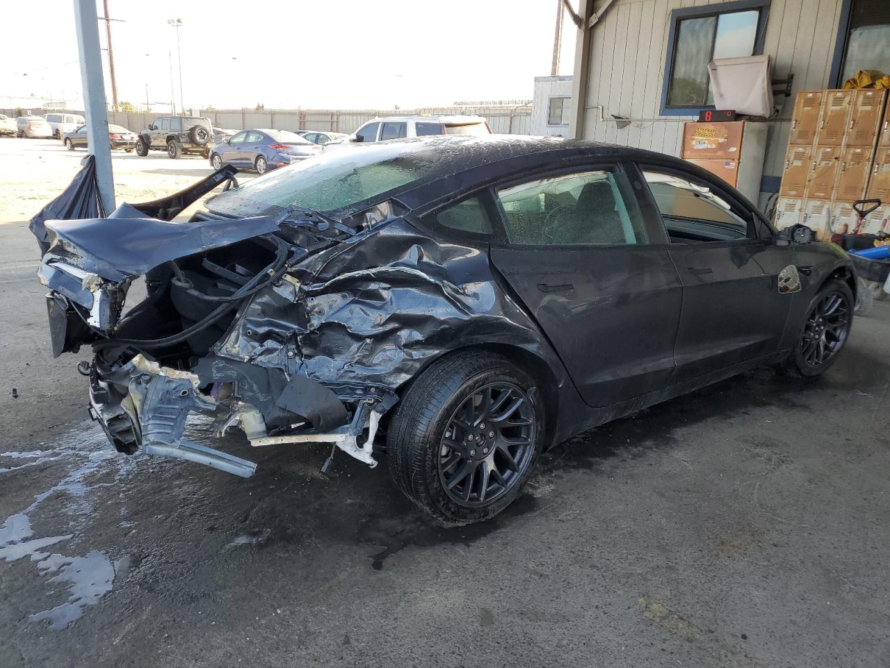 Tesla Model 3 Aw Image 4