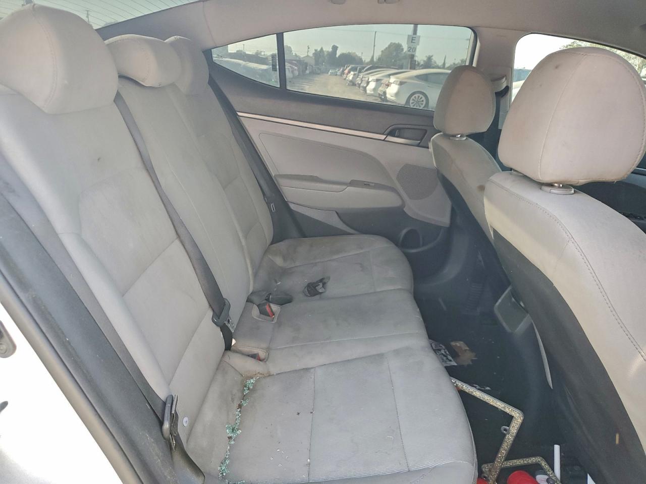 Hyundai ELANTRA Se Image 8