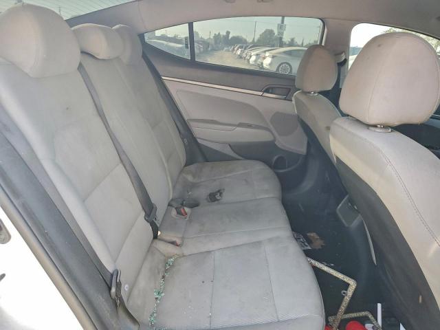 Hyundai ELANTRA Se Image 8