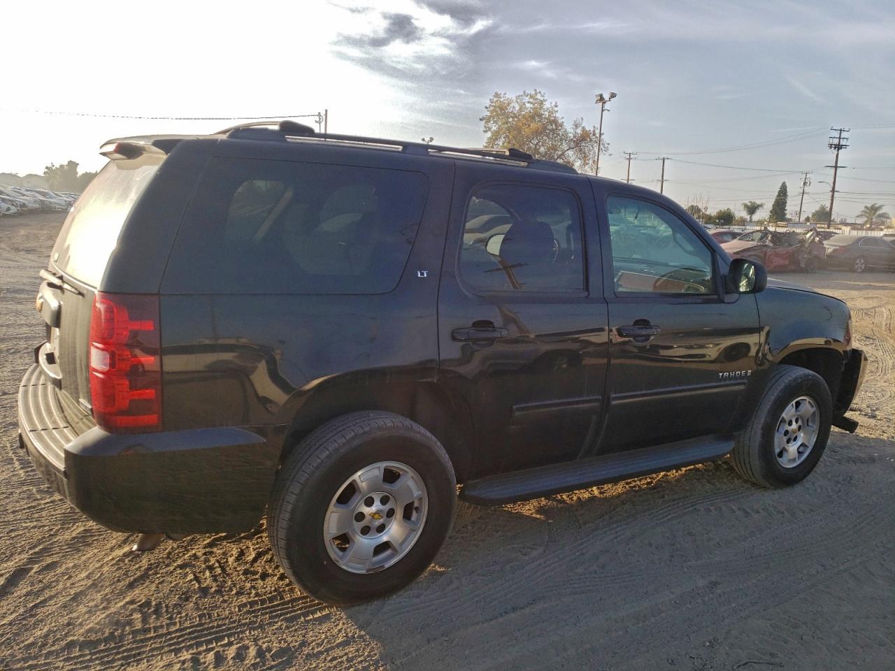 Chevrolet Tahoe C1500 Lt Image 2