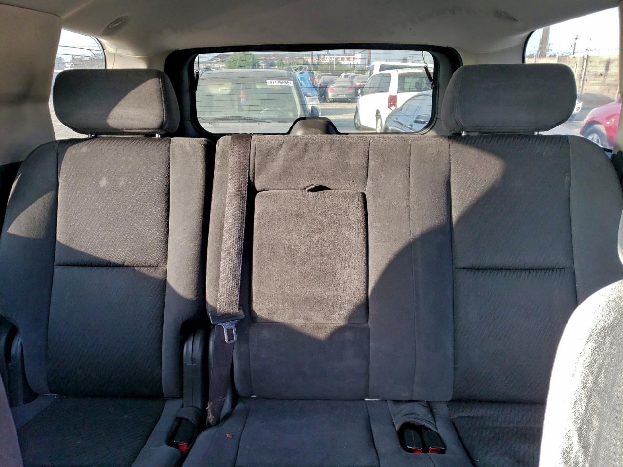 Chevrolet Tahoe C1500 Lt Image 13