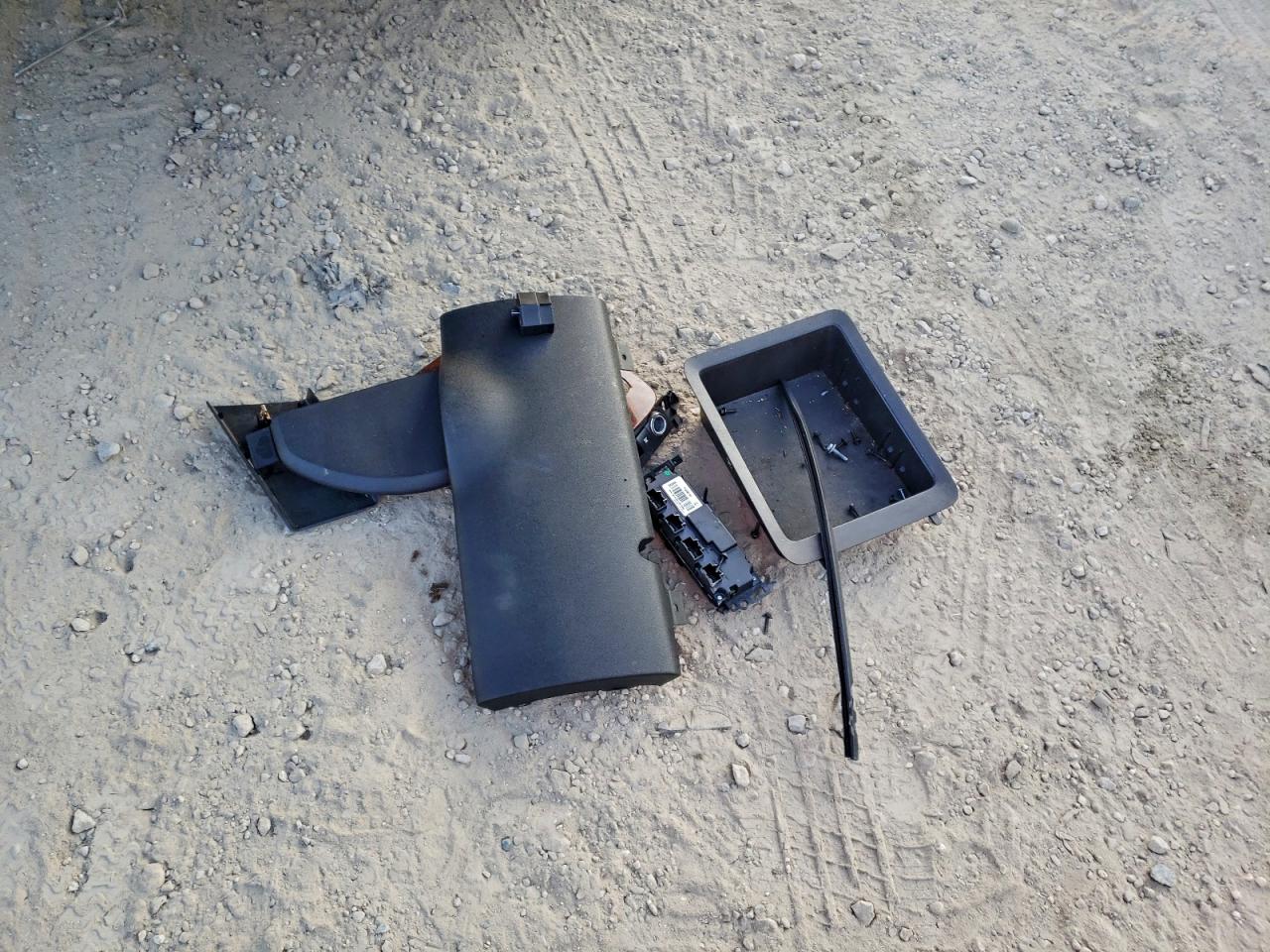 Chevrolet Tahoe C1500 Lt Image 11