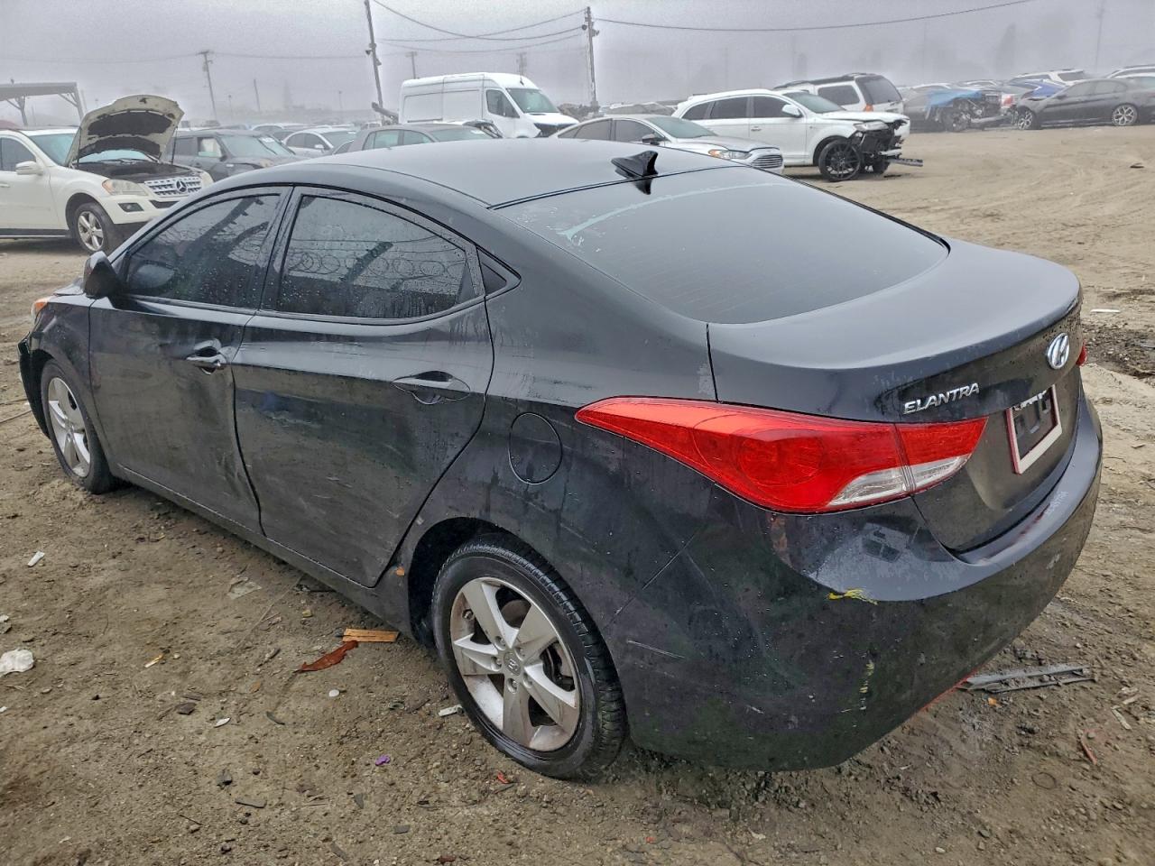 Hyundai ELANTRA Gls Image 11
