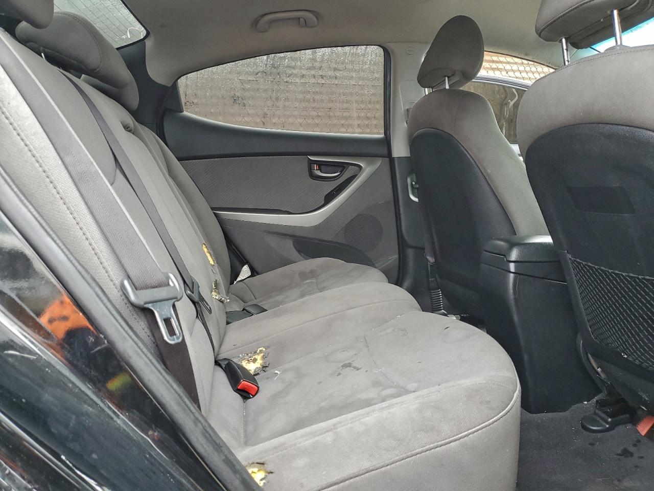 Hyundai ELANTRA Gls Image 3