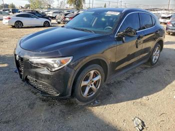  Salvage Alfa Romeo Stelvio