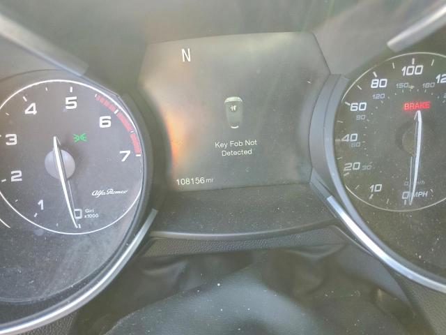 Alfa Romeo Stelvio Image 8