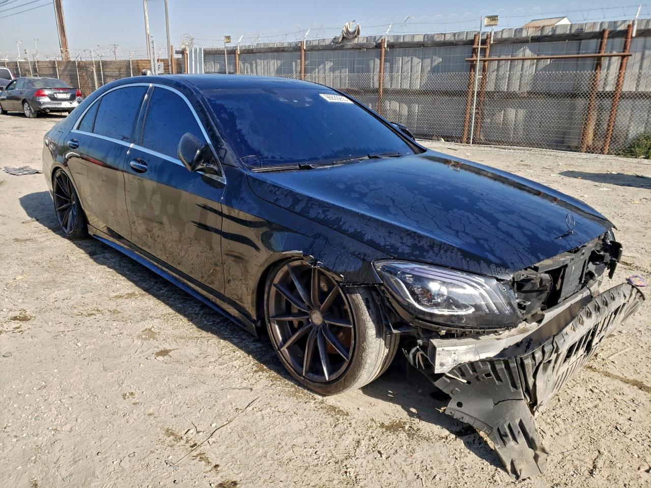 Mercedes-Benz S-Class 550 Image 10
