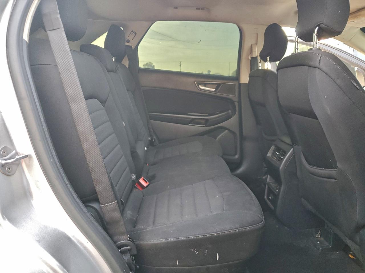 Ford Edge Se Image 9