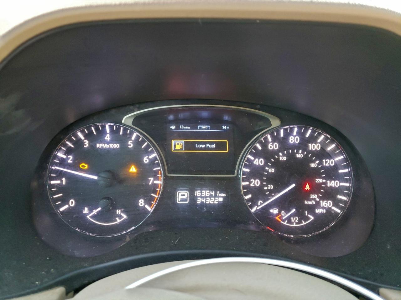 Nissan Pathfinder S Image 9