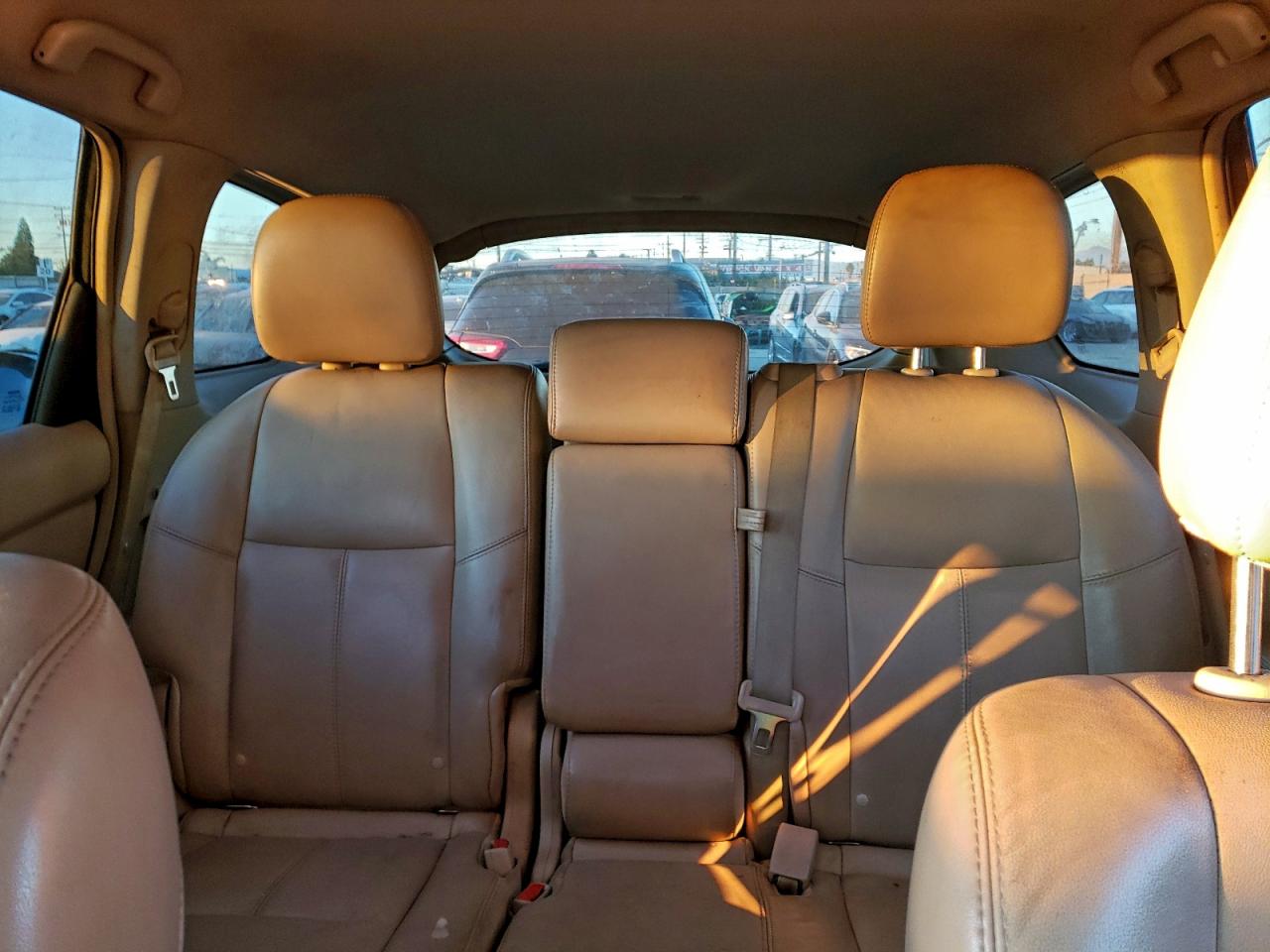 Nissan Pathfinder S Image 10