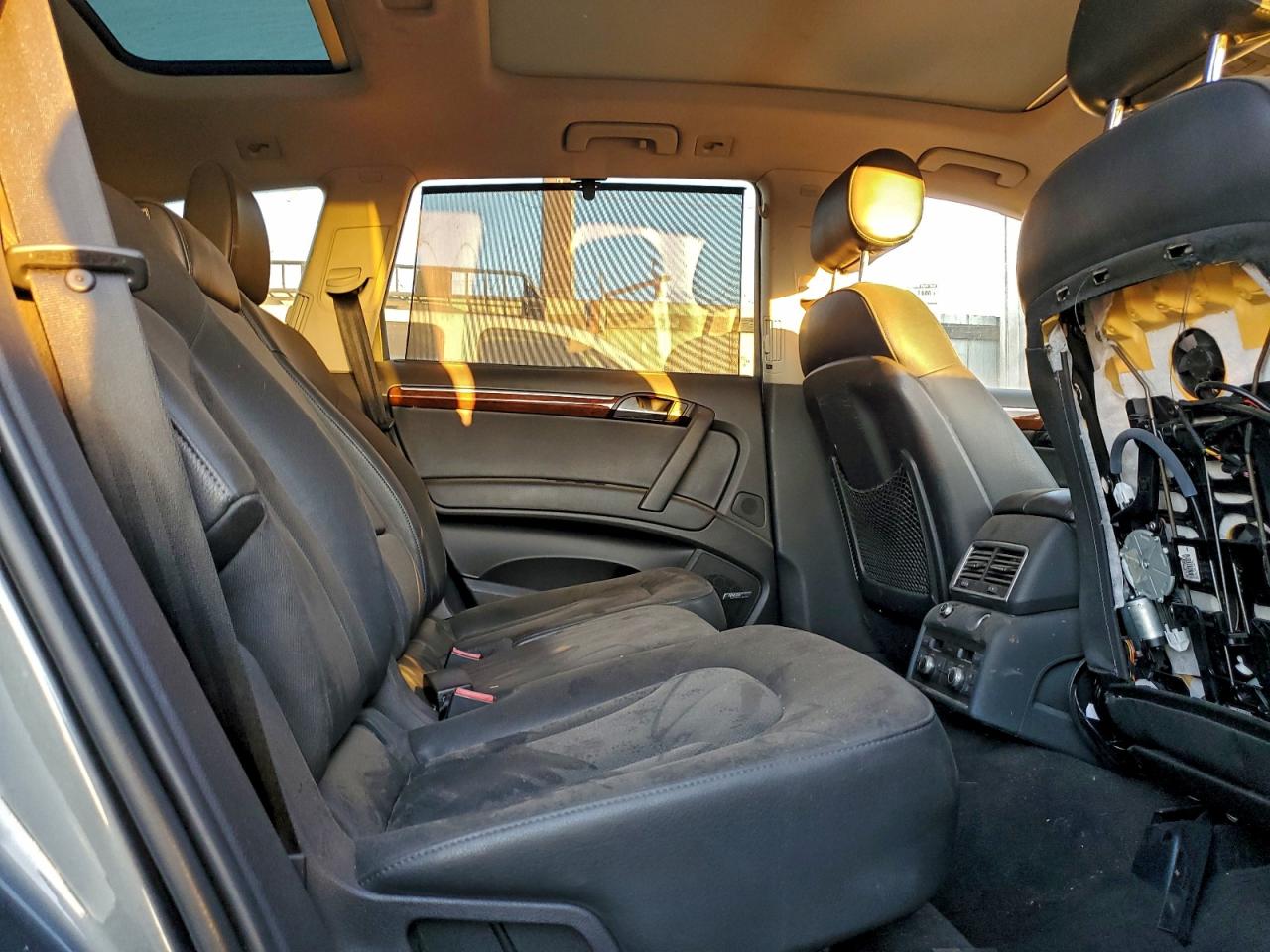 Audi Q7 Prestige Image 12