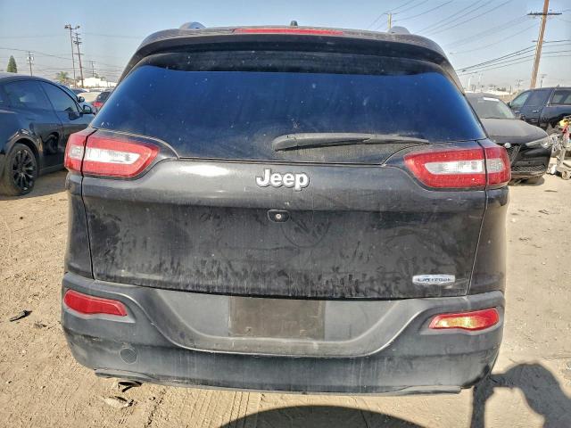 Jeep Grand Cherokee Latitude Image 4