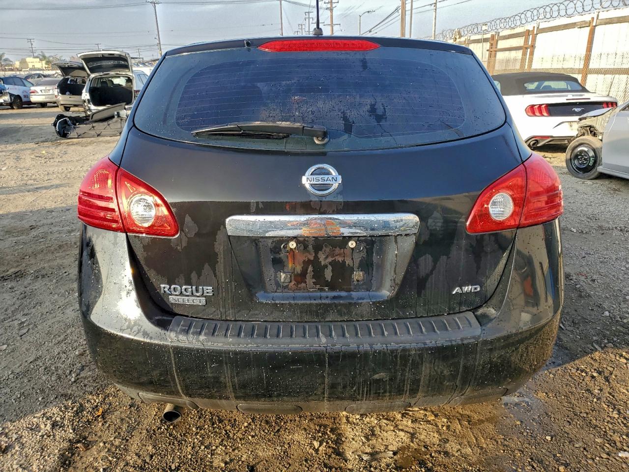 Nissan Rogue S Image 13