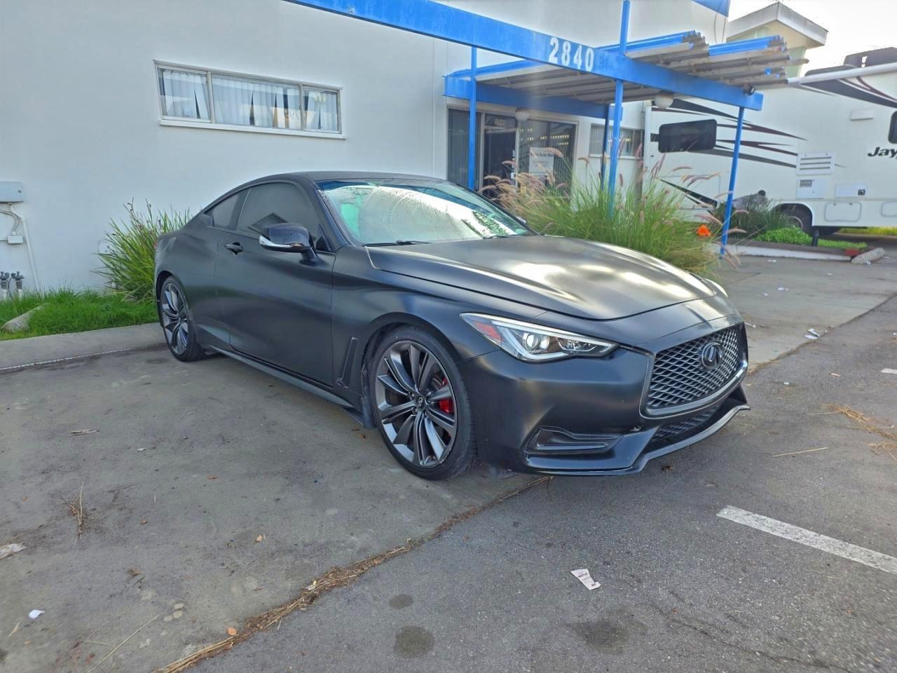 INFINITI Q60 Red Sport 400 Image 1