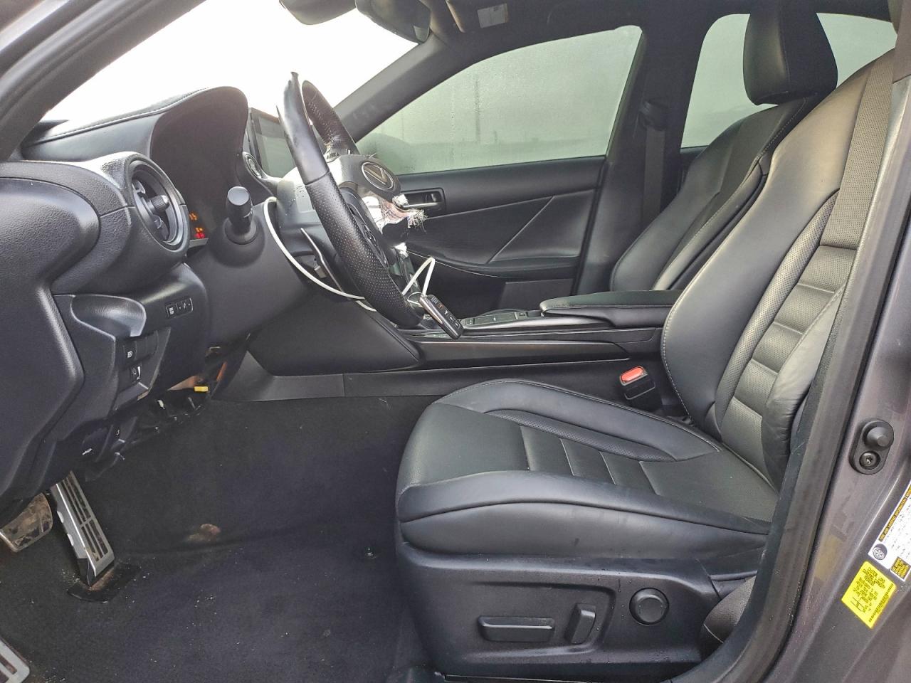 Lexus Is 350 F Sport Design Image 12