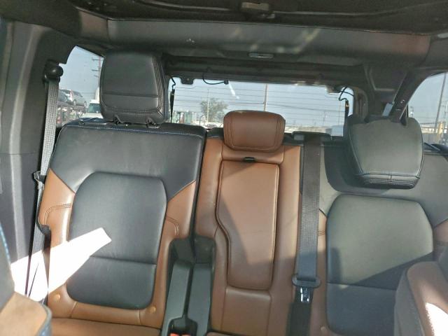 Ford Bronco Base Image 12