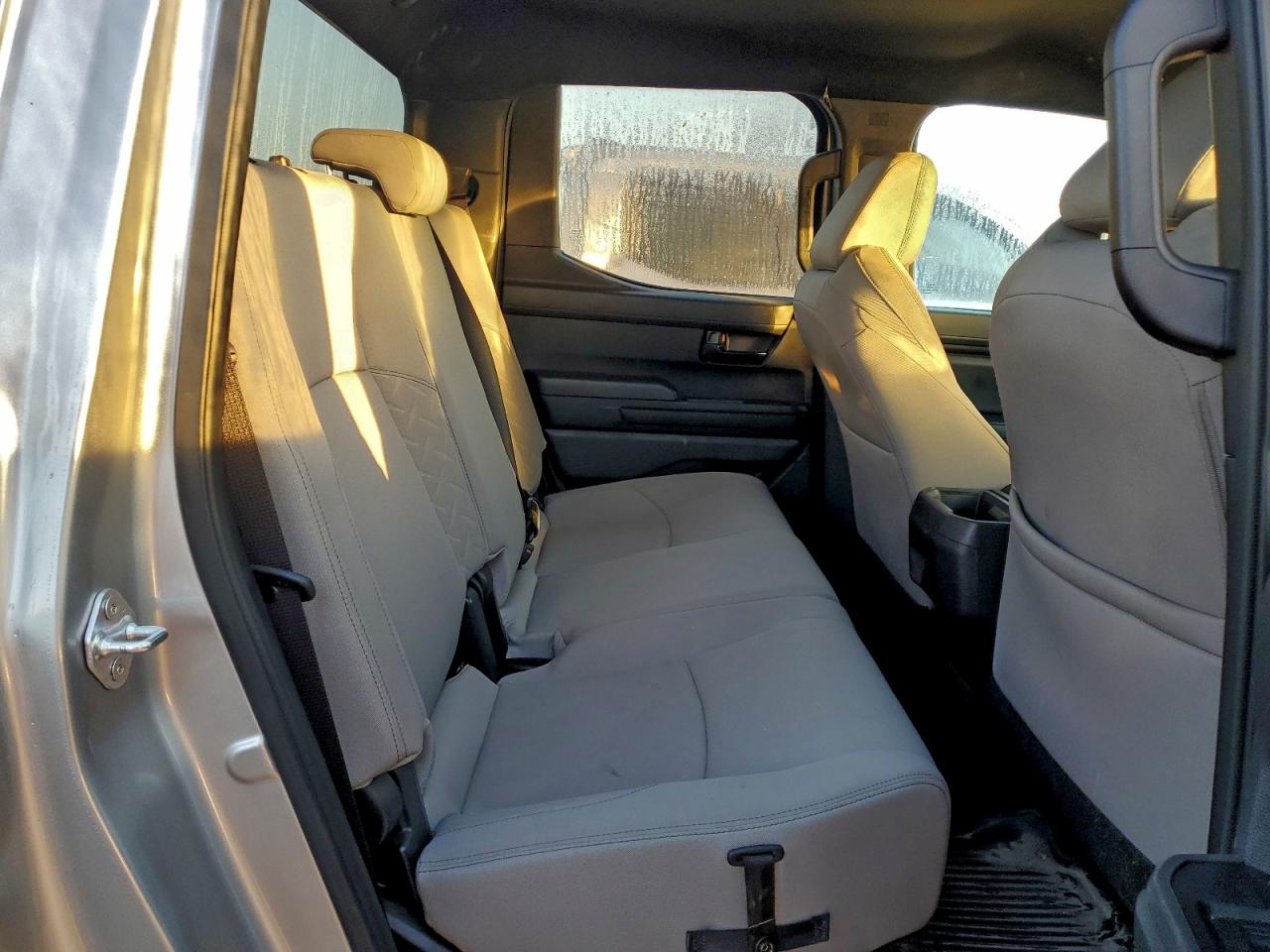 Toyota Tacoma Double Cab Image 10