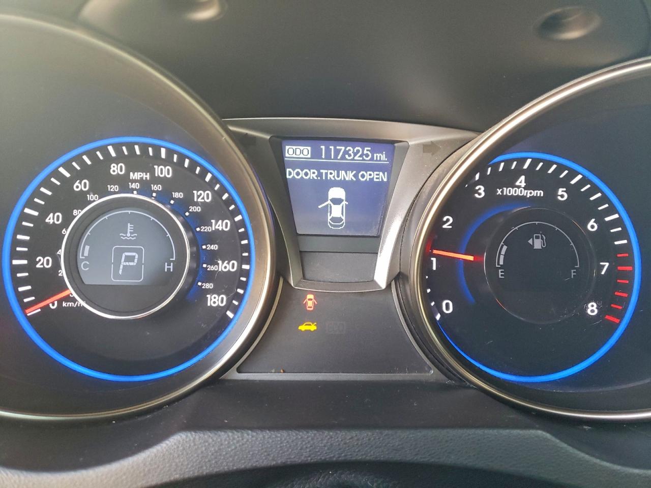 Hyundai Genesis 3.8l Image 5