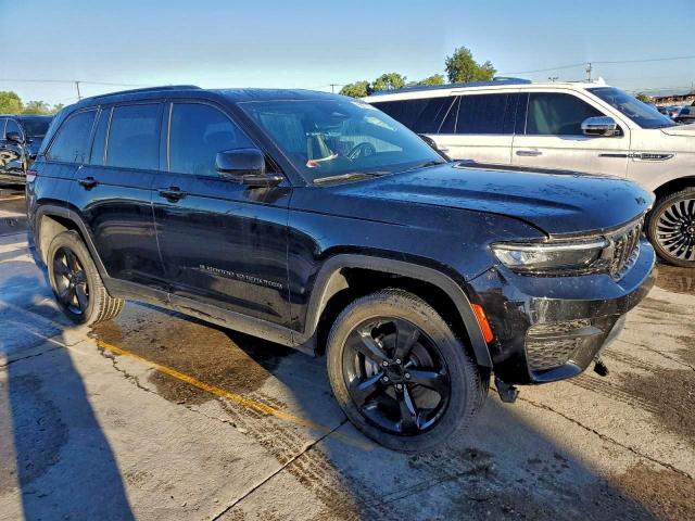 Jeep Grand Cherokee Laredo Image 13