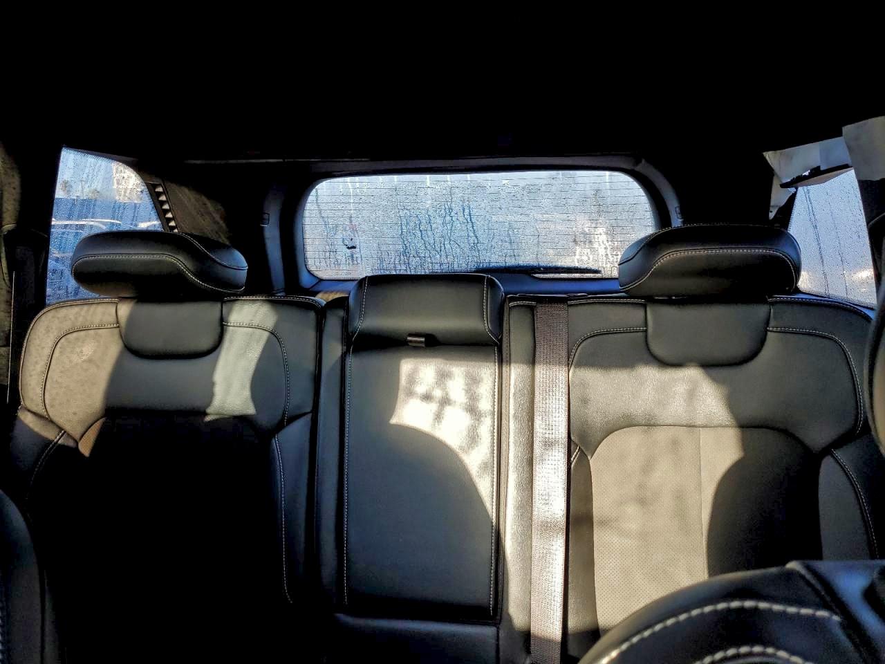 Jeep Grand Cherokee Laredo Image 7