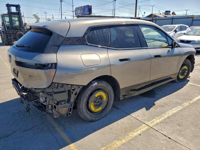 BMW Ix Xdrive5 Xdrive50 Image 3