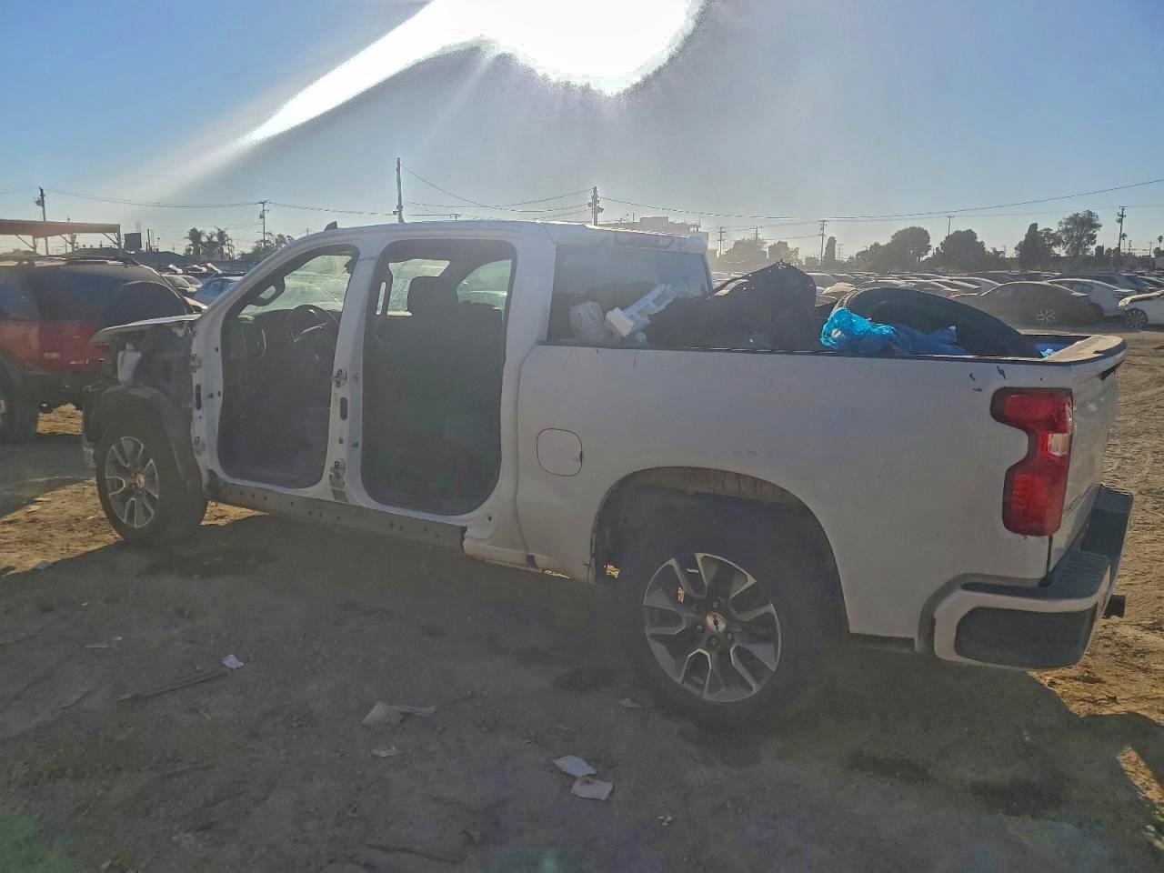 Chevrolet Silverado C1500 Lt Image 5