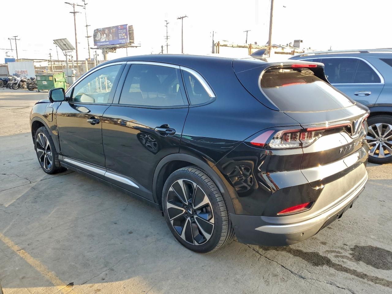 Vinfast Trading And  Vf 8 Plus Plus Image 2