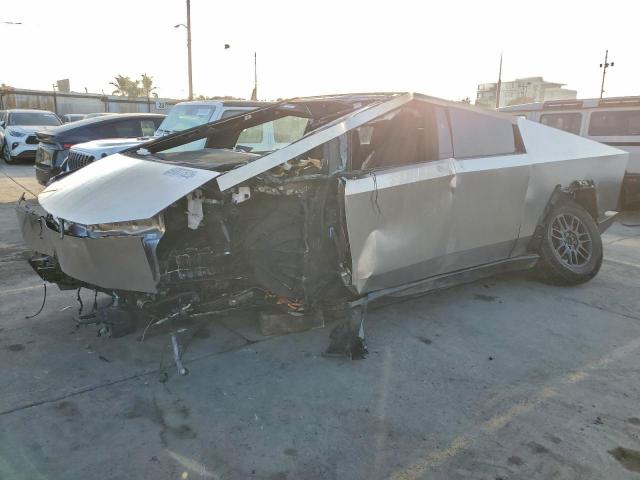  Salvage Tesla Cybertruck