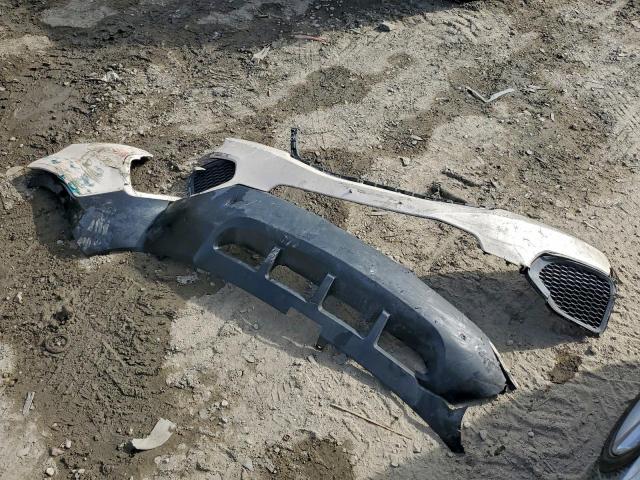 Kia Sorento Base Image 8