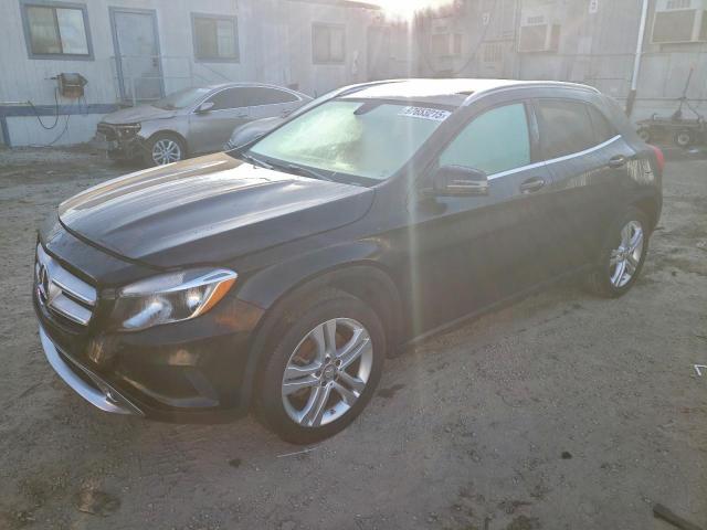  Salvage Mercedes-Benz GLA