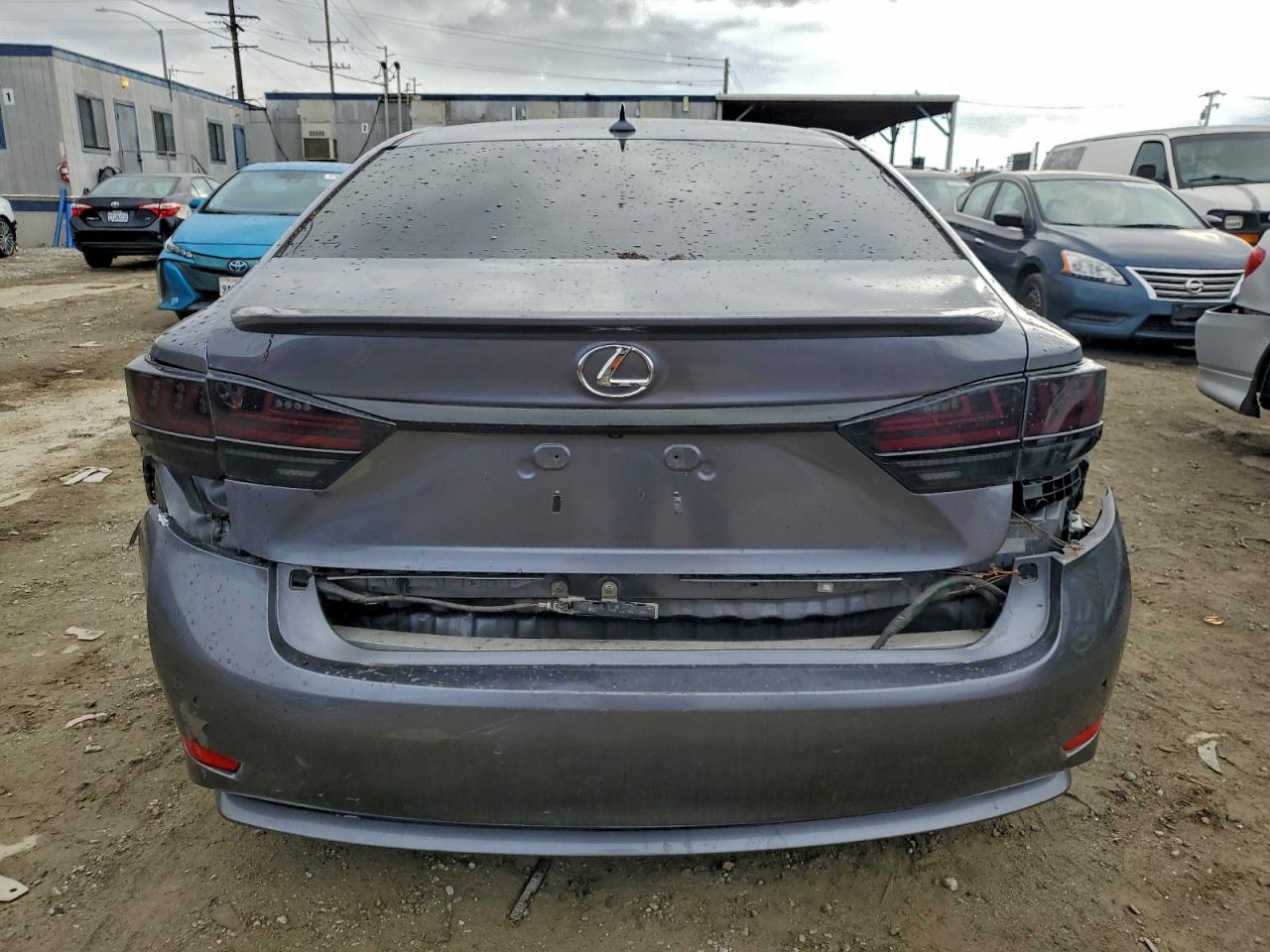 Lexus Es 300h Image 5