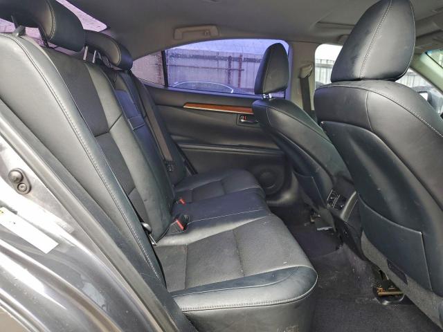 Lexus Es 300h Image 8