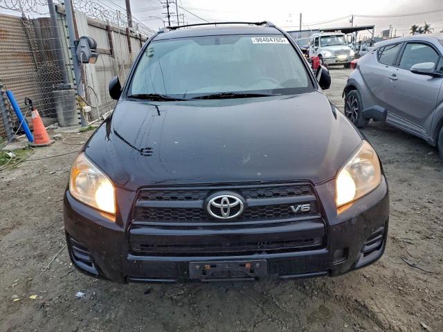Toyota RAV4 Image 6
