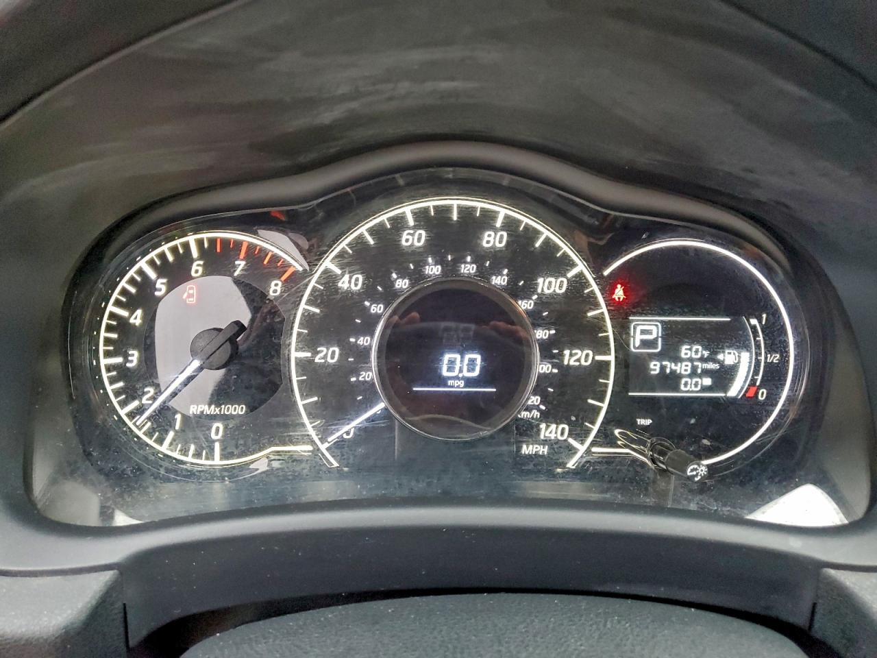 Nissan Versa S Image 7