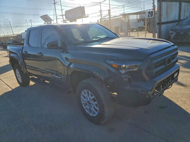 Toyota Tacoma Double Cab Image 5