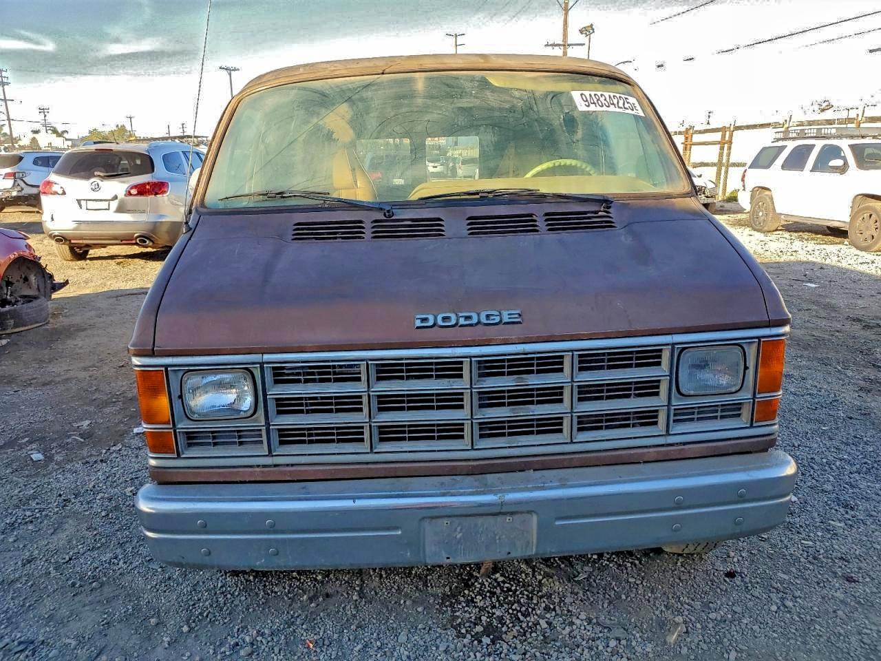 Dodge B Series B250 Image 10