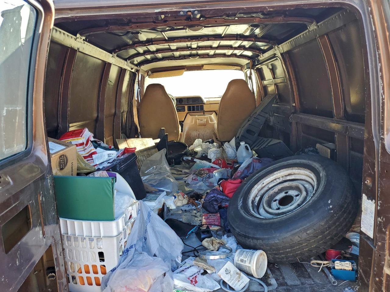 Dodge B Series B250 Image 2